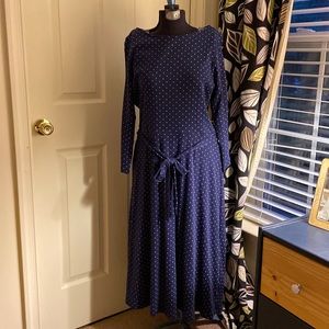 - Lands end long sleeve 100% cotton boat neck navy blue dress size medium